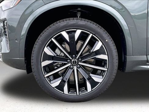 New 2027 Volvo XC90 B6 Plus AWD/4WD image 14