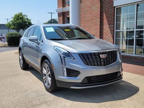 Used 2025 Cadillac XT5 Premium Luxury image 3