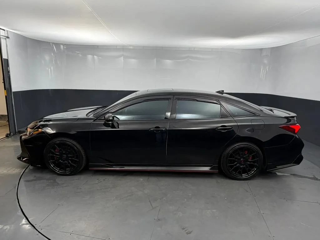 Used 2020 Toyota Avalon TRD FWD image 2