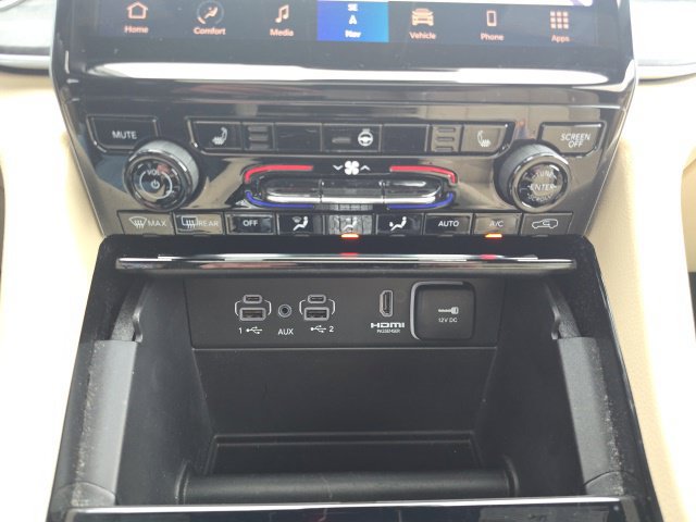 Used 2023 Jeep Grand Cherokee 4WD 4xe image 24