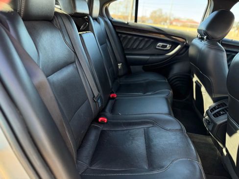 Used 2014 Ford Taurus Limited image 20