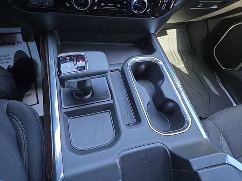 New 2026 GMC Sierra 1500 Elevation image 22