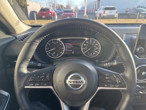 Used 2021 Nissan Sentra SR w/ SR Premium Package image 19