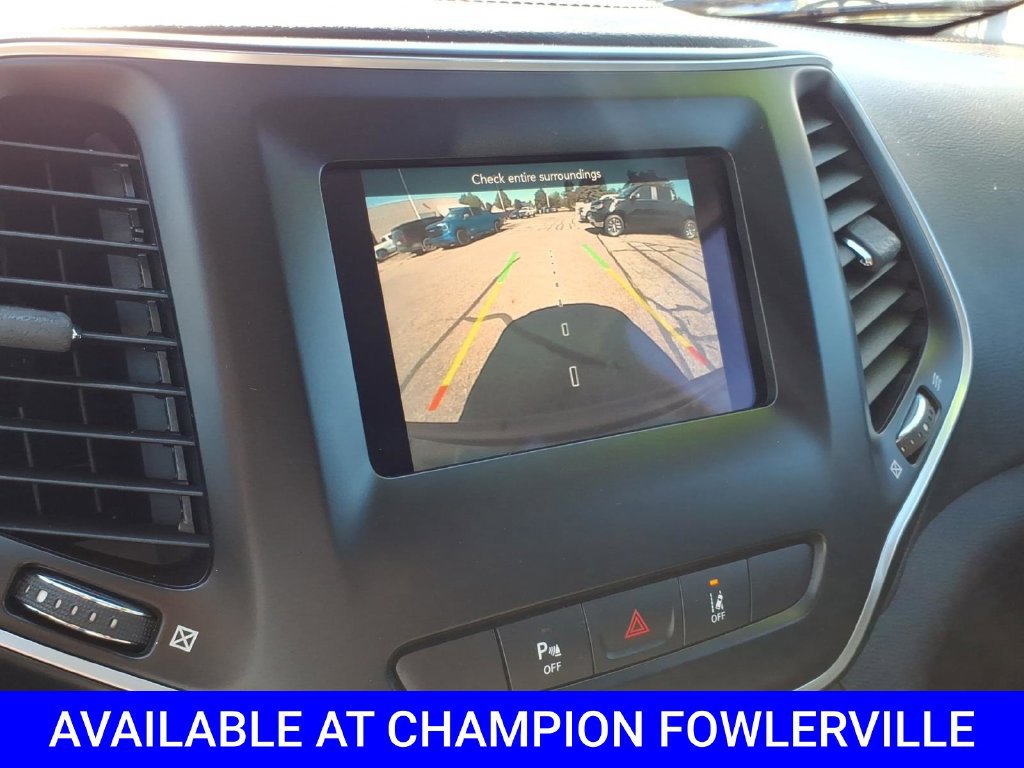 Used 2021 Jeep Cherokee Latitude Plus AWD/4WD image 26