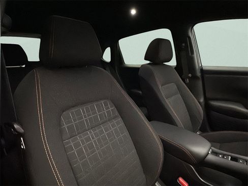 Certified 2023 Honda HR-V Sport image 16