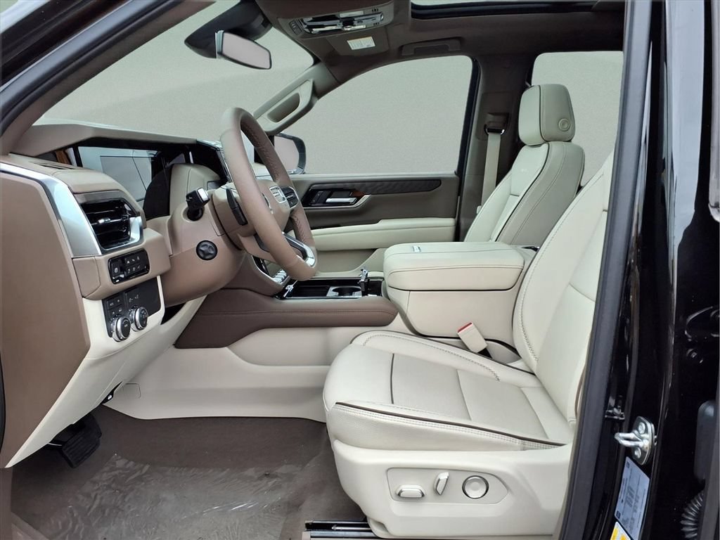 New 2026 GMC Yukon Denali w/ Sun & Power Step Package AWD/4WD image 11
