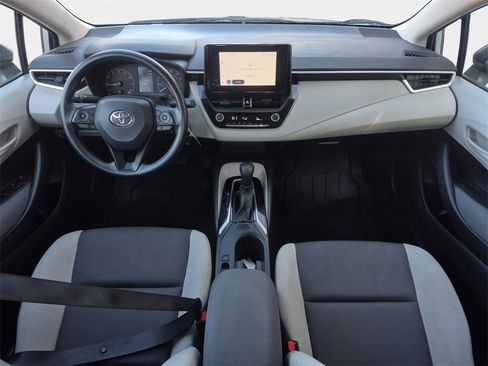 Used 2023 Toyota Corolla LE image 14