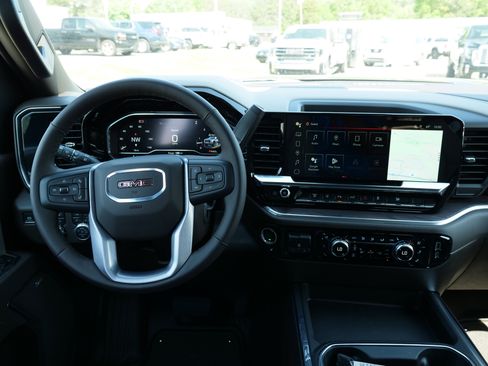 New 2025 GMC Sierra 2500 SLT w/ SLT Convenience Package image 19