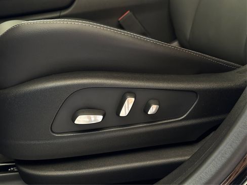 New 2026 Cadillac XT5 Premium Luxury FWD image 29