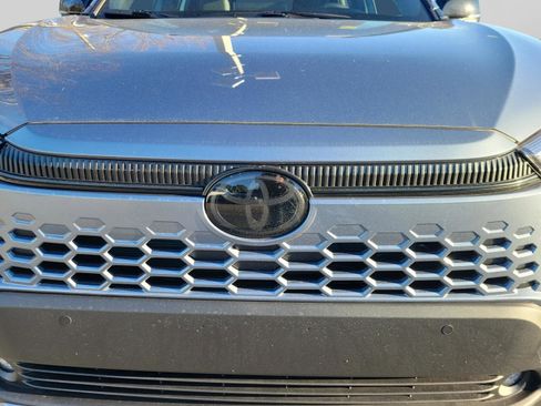 Used 2026 Toyota Corolla Cross XSE image 24