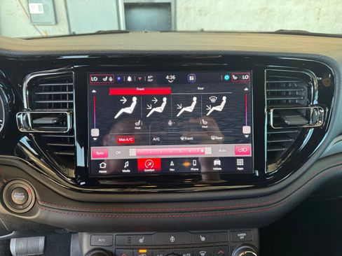 Used 2025 Dodge Durango R/T w/ Blacktop Package AWD/4WD image 20