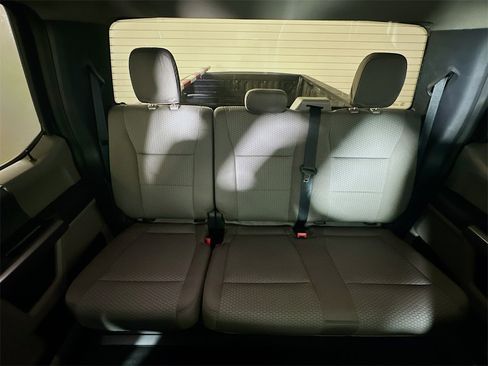 Used 2022 Ford F350 XLT w/ XLT Premium Package image 13