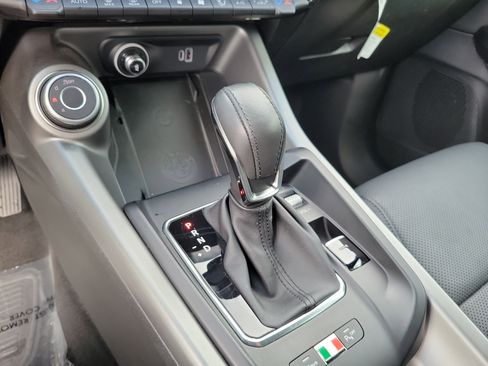 Used 2024 Alfa Romeo Tonale Ti w/ Premium Interior Package image 23