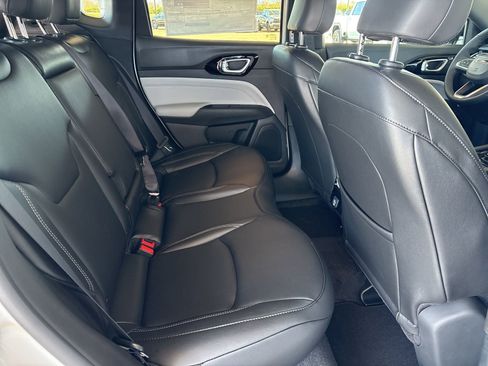 New 2026 Jeep Compass Limited image 13