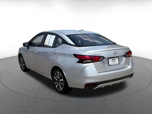 Used 2025 Nissan Versa SV FWD image 14