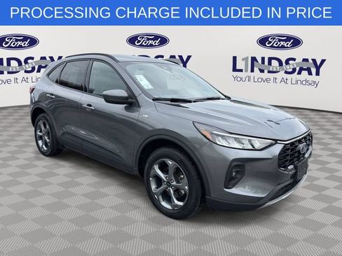 Certified 2025 Ford Escape ST-Line Select AWD/4WD image 1