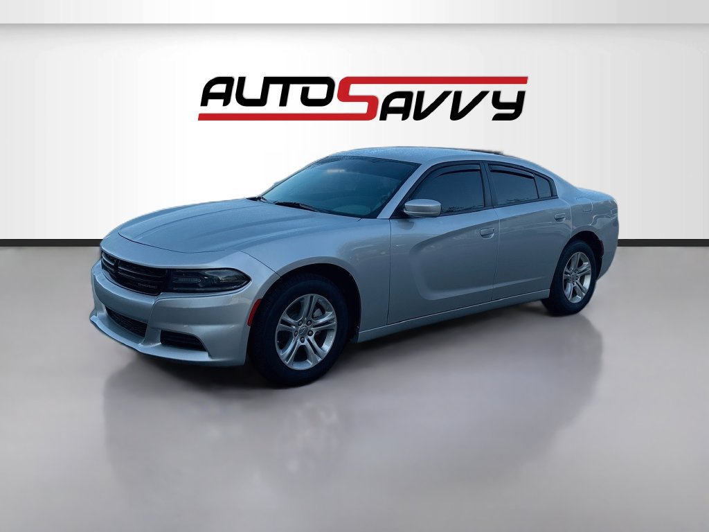 Used 2022 Dodge Charger SXT RWD image 3