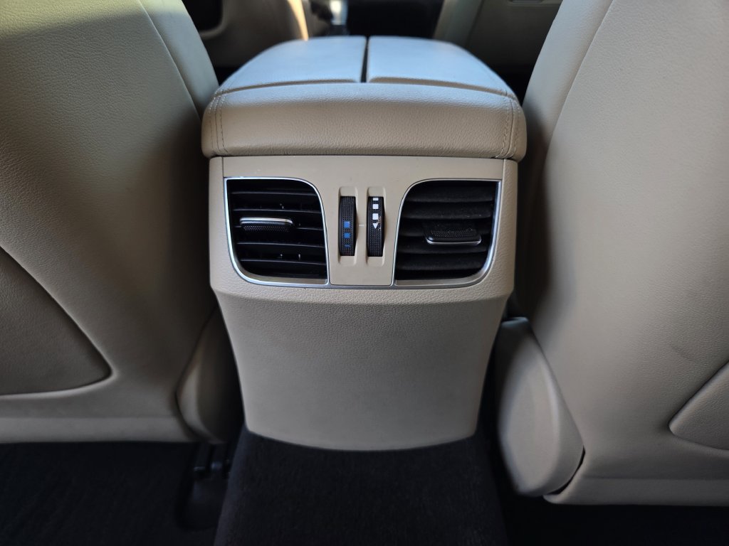 Used 2020 Genesis G80 3.8 RWD image 20