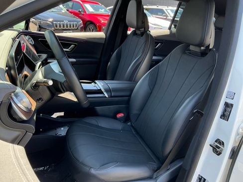 Used 2023 Mercedes-Benz EQE 350+ SUV w/ Exclusive Trim Package image 18