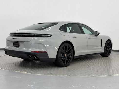 New 2026 Porsche Panamera image 9