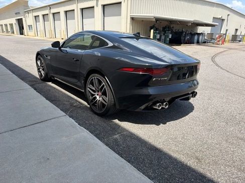 Used 2022 Jaguar F-TYPE Coupe RWD image 3