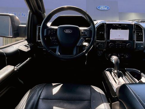 Used 2019 Ford F150 XLT w/ Equipment Group 302A Luxury AWD/4WD image 9