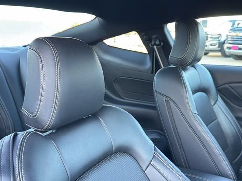 Used 2025 Ford Mustang GT Premium RWD image 31