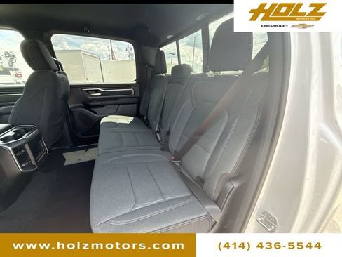 Used 2022 RAM 1500 Big Horn AWD/4WD image 25