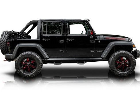 Used 2014 Jeep Wrangler Unlimited Rubicon AWD/4WD image 2