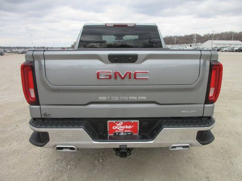 New 2026 GMC Sierra 1500 SLT w/ SLT Convenience Package image 6