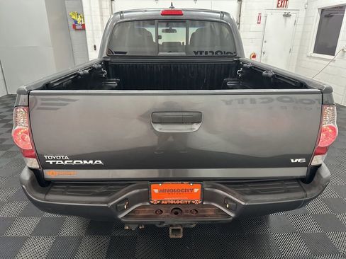 Used 2015 Toyota Tacoma 4x4 Double Cab w/ TRD Sport Package image 8