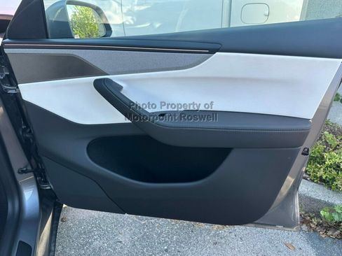 Used 2026 Tesla Model Y Long Range RWD image 13