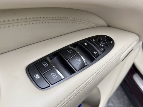 Used 2014 INFINITI QX60 AWD w/ Premium Plus Package image 11