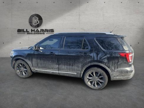 Used 2019 Ford Explorer XLT w/ Equipment Group 202A image 8