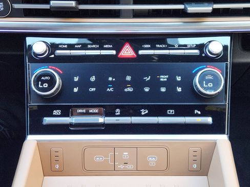 New 2026 Hyundai Santa Fe Limited image 15