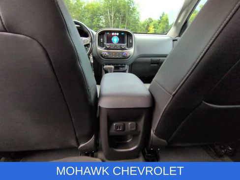 Used 2015 Chevrolet Colorado Z71 AWD/4WD image 20