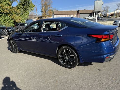 Certified 2023 Nissan Altima 2.5 SR w/ SR Premium Package image 23