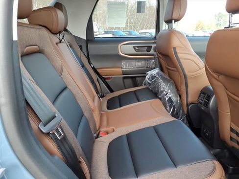 New 2025 Ford Bronco Sport Outer Banks w/ Sasquatch Outer Banks Package AWD/4WD image 12