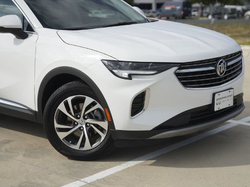 Used 2023 Buick Envision Essence image 3