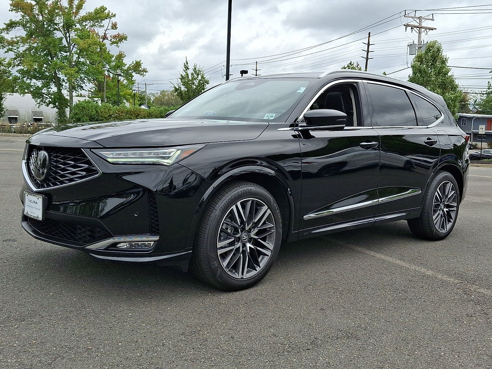 Certified 2025 Acura MDX w/ Advance Package AWD/4WD image 3