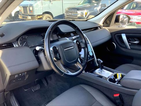 Used 2020 Land Rover Discovery Sport image 16