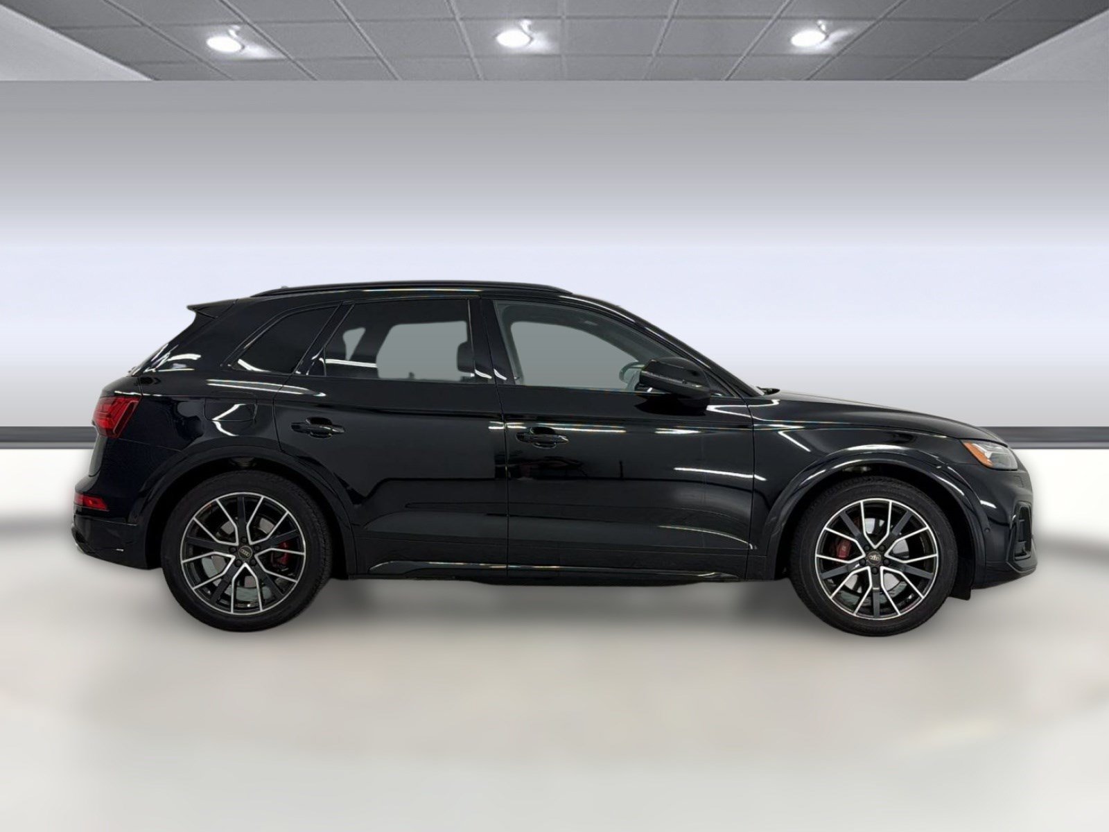 Certified 2024 Audi SQ5 Prestige AWD/4WD image 8