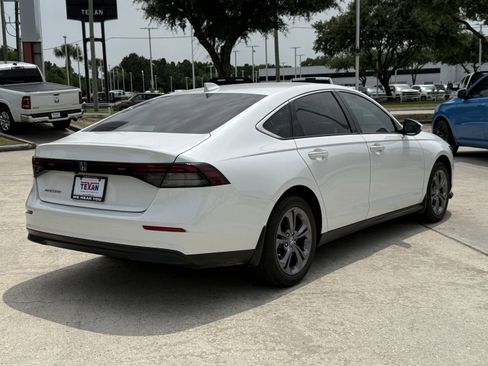 Used 2024 Honda Accord EX image 5