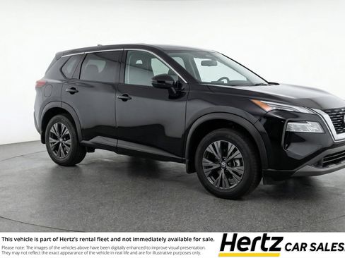 Used 2023 Nissan Rogue SV image 1