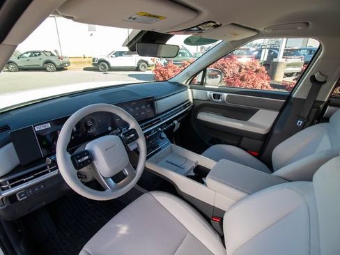 Certified 2026 Hyundai Santa Fe SE AWD/4WD image 7