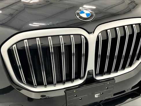Certified 2023 BMW X7 xDrive40i image 38