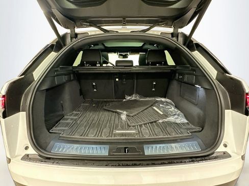 Certified 2025 Land Rover Range Rover Velar S AWD/4WD image 27