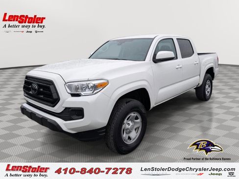 Used 2023 Toyota Tacoma SR AWD/4WD image 1