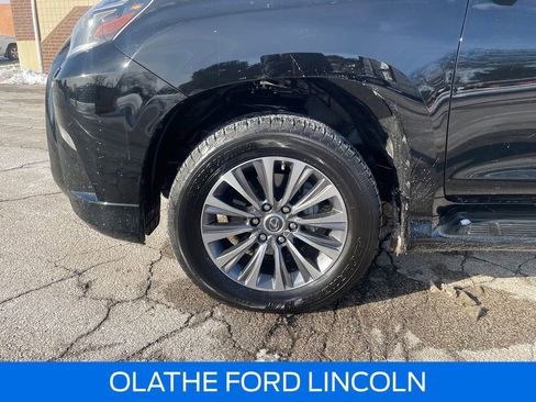 Used 2022 Lexus GX 460 Luxury image 31