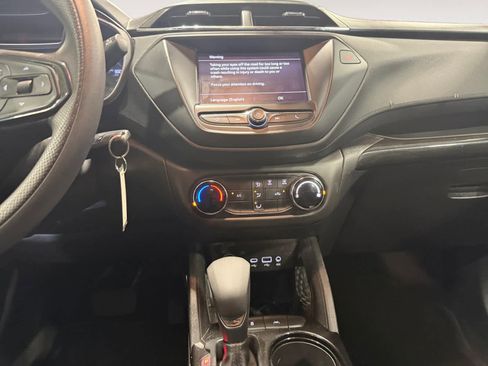 Used 2021 Chevrolet TrailBlazer LS image 13